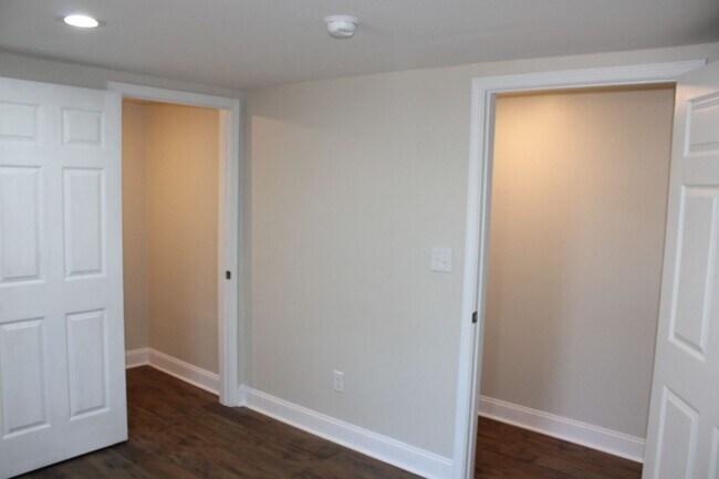 Building Photo - Newly Renovated Home in Beaufort