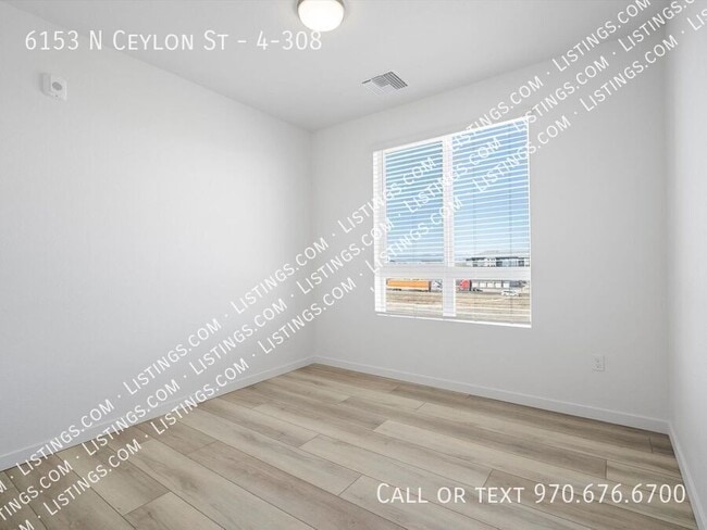 Building Photo - 6153 N Ceylon St