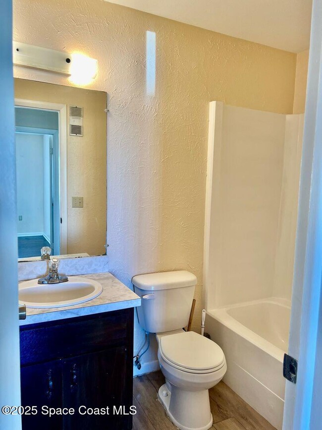 Building Photo - 223 San Paulo Cir