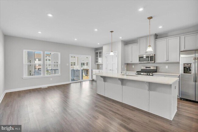 Building Photo - 12 Kohlmyer Dr