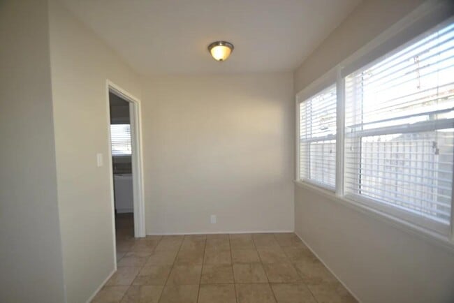 Building Photo - 1629 W 110th St