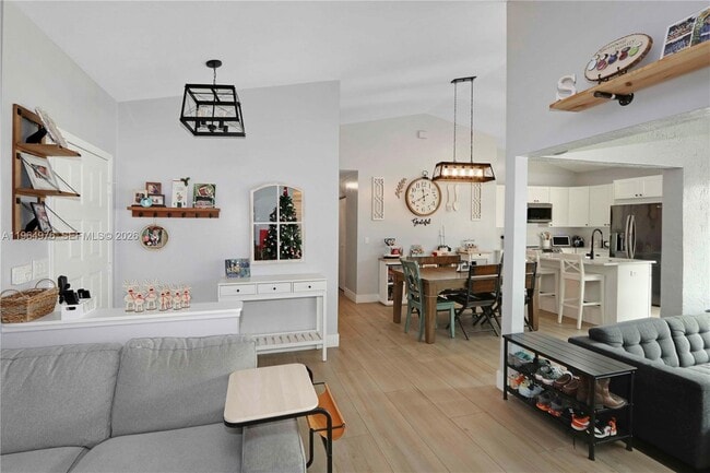 Building Photo - 6011 Manchester Ln