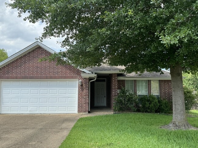 Building Photo - 225 Karten Ln