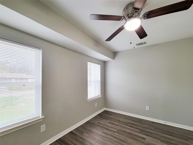 Building Photo - 5242 Keystone St