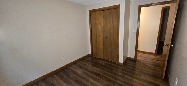 Building Photo - 2319 Main St