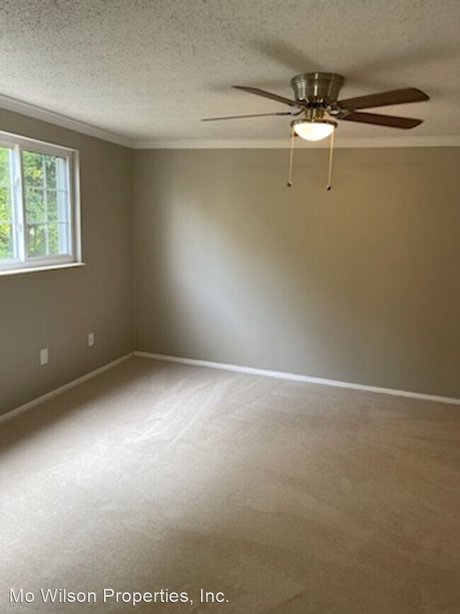 Building Photo - 3 br, 2.5 bath House - 3422 Belfry Lane