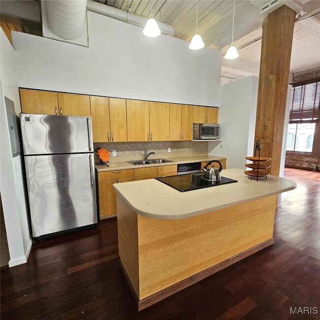 Building Photo - 507 N 13th St