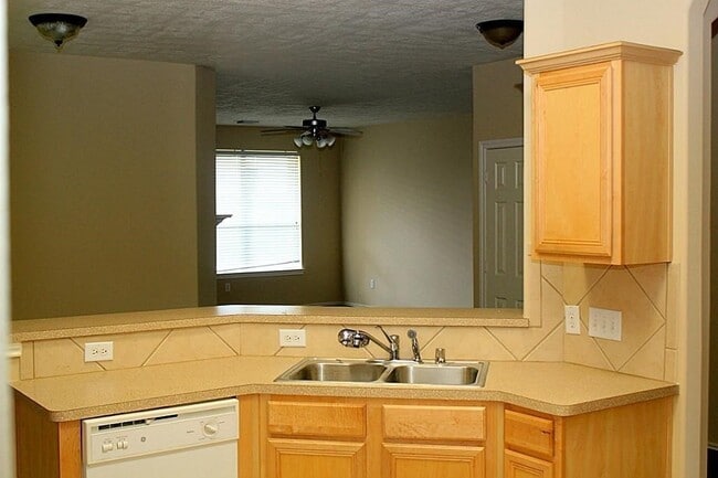 Building Photo - 6314 Bonnie Chase Ln