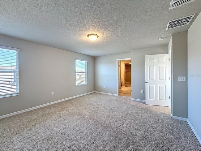Building Photo - 5251 Meredrew Ln