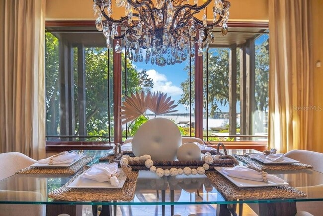 Building Photo - 10577 Down Lakeview Cir