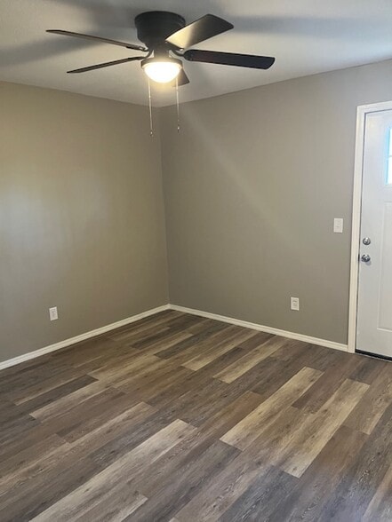 Building Photo - 502 M St