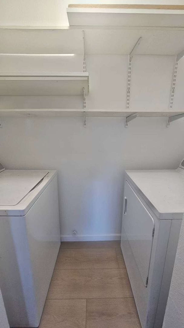 Building Photo - Charming 2-Bedroom Apt in Prime Central Se...