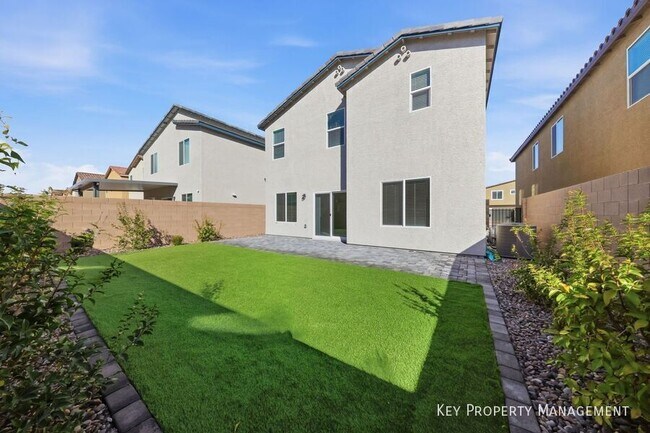 Building Photo - 4445 Bayley Skye Ave