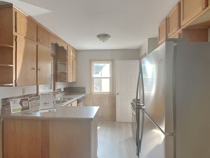 Building Photo - 2080 McKnight Rd N