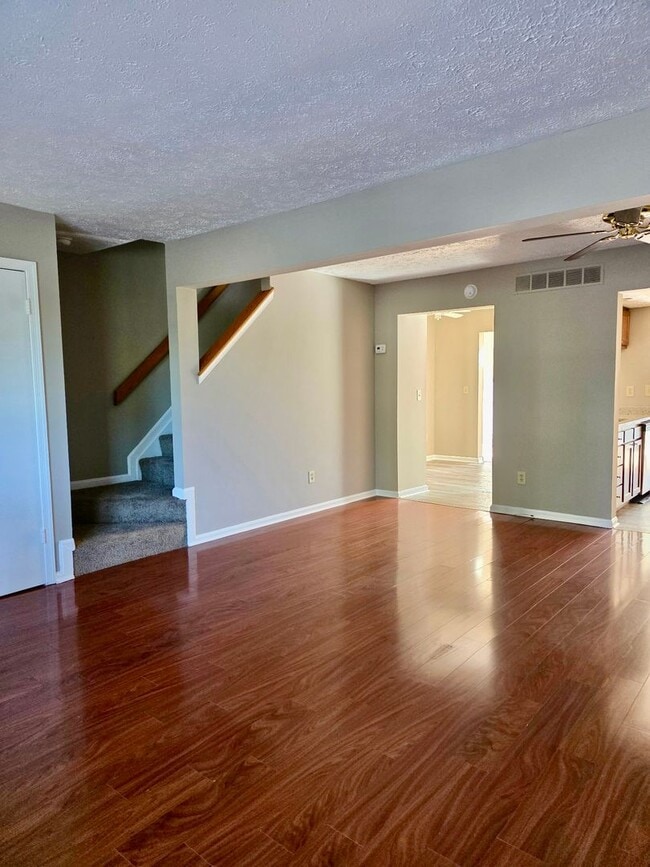 Building Photo - 3BR Townhome in Riverside Neighborhood of Belcamp!