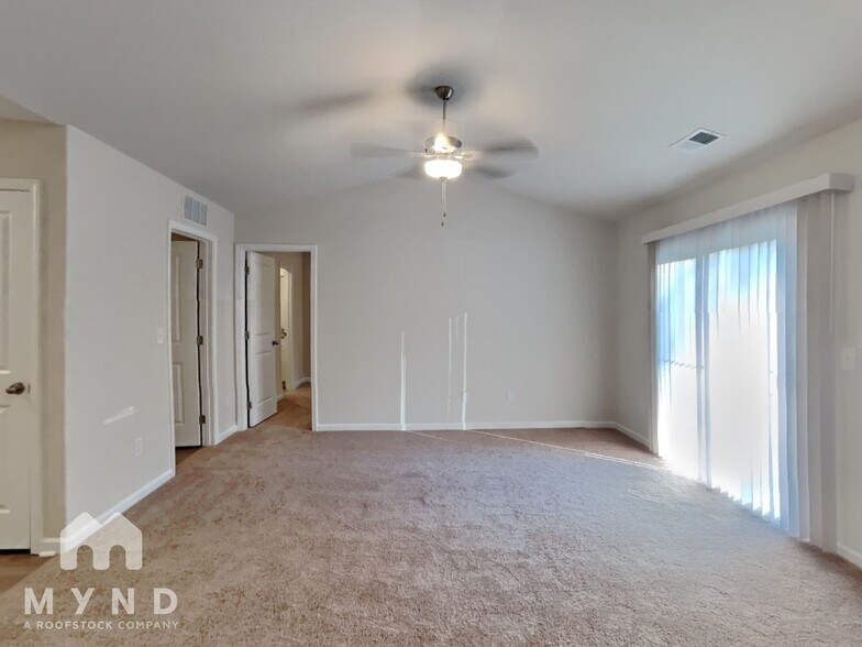 Building Photo - 371 Ivy Bank Dr