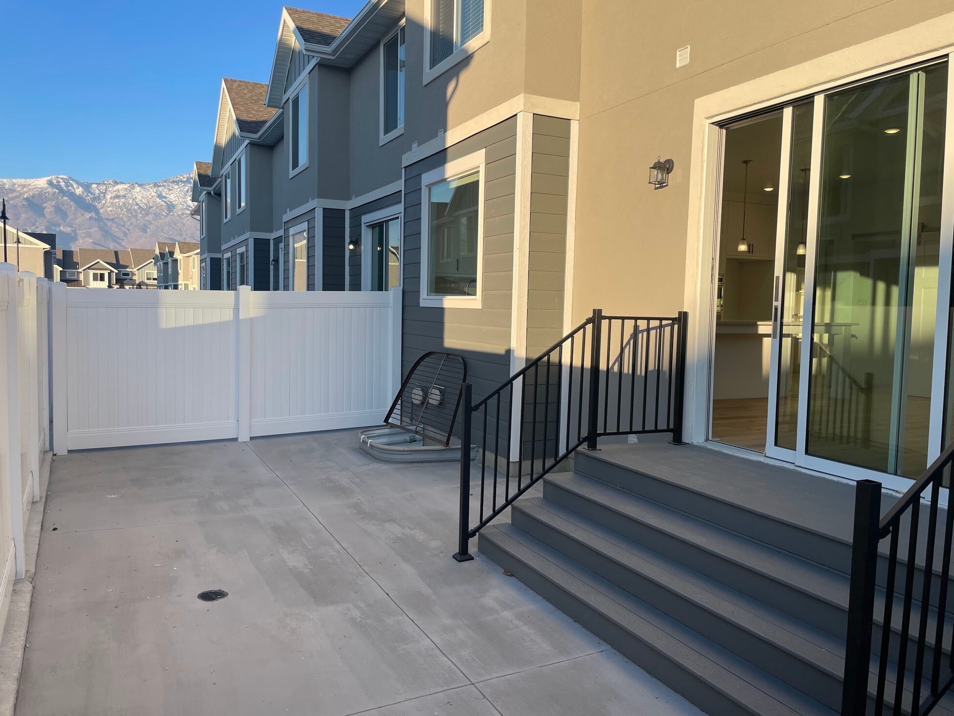 Building Photo - 10817 N Black Shale Loop