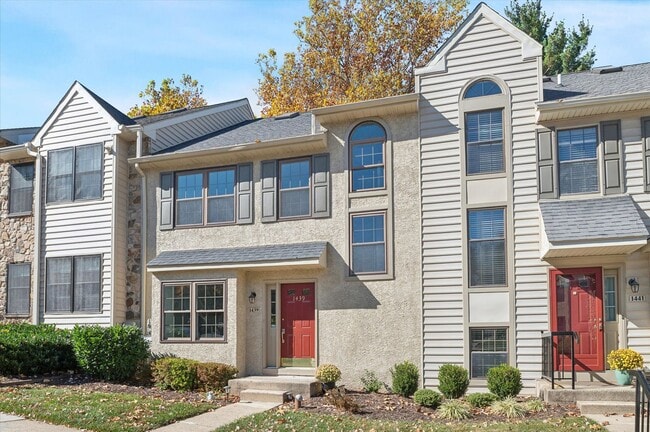 Primary Photo - Available mid February - Fully Renovated 3B/2.5B Townhome in West Chester!