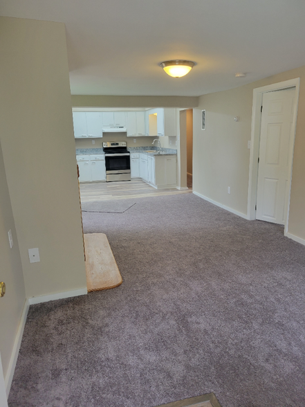Building Photo - 129 Onondaga Ave