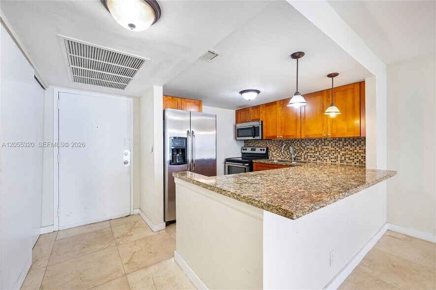 Building Photo - 601 Three Islands Blvd