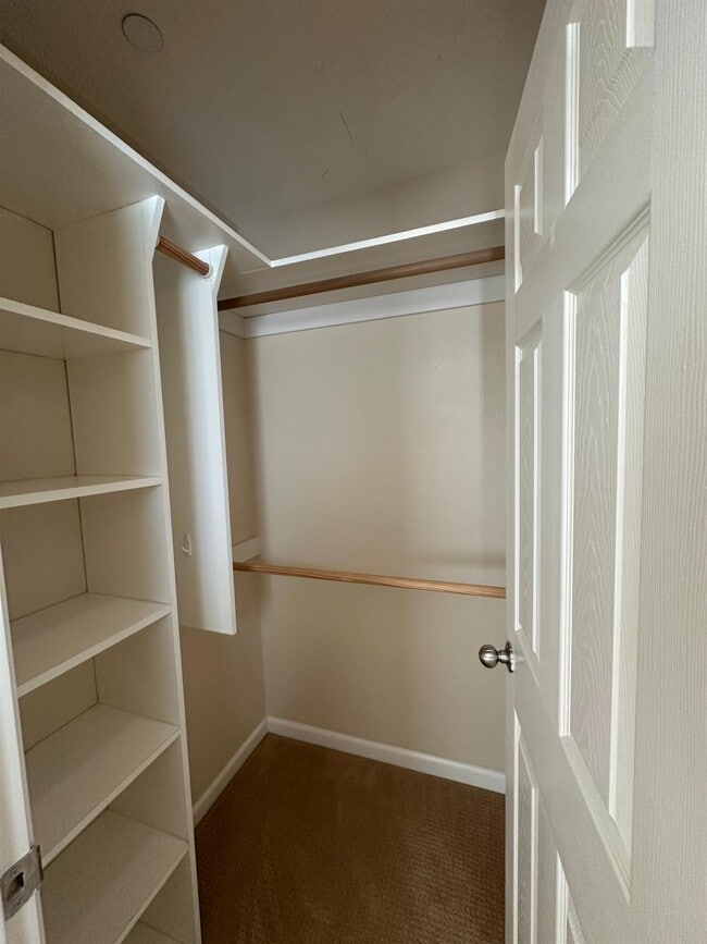 Building Photo - 3626 Alcove Way