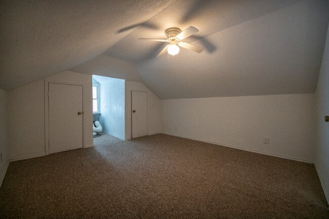 Building Photo - 6600 Nottingham Ave