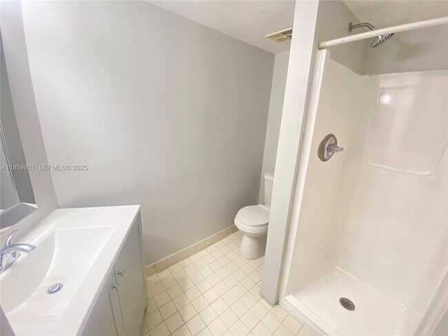 Building Photo - 7125 NW 186th St