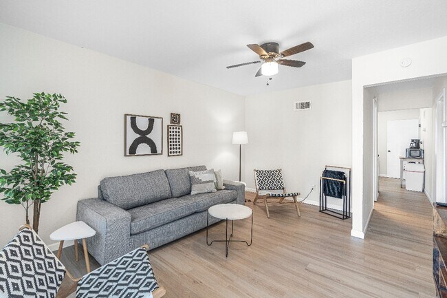 Building Photo - 1509 Brock St