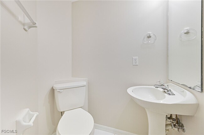 Building Photo - 10740 Bahia Terrado Cir