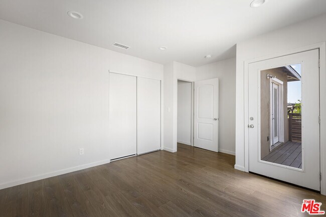 Building Photo - 1562 Attridge Ave