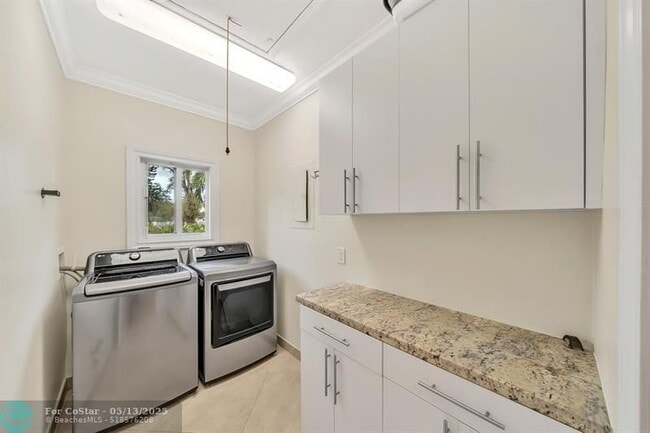 Building Photo - 4920 SW 170th Ave