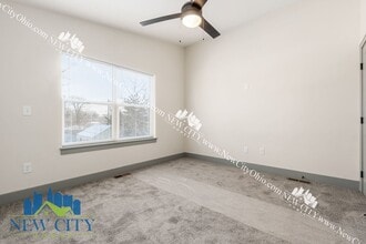 Building Photo - 2 Bedroom, 1.5 Bathroom Home! Recently Built!