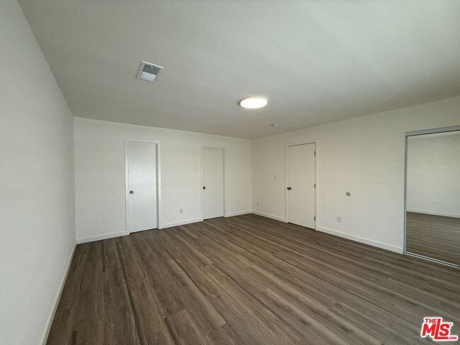 Building Photo - 1732 W 169th Pl
