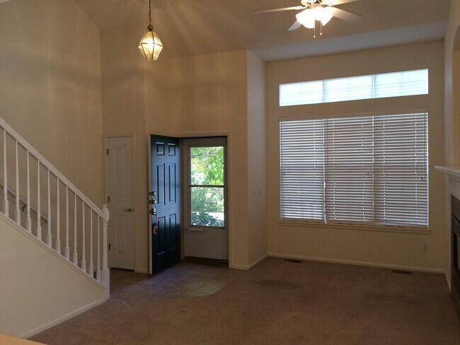 Building Photo - Beautiful 2B Condo in Lafayette's Autumn Ridge Neighborhood