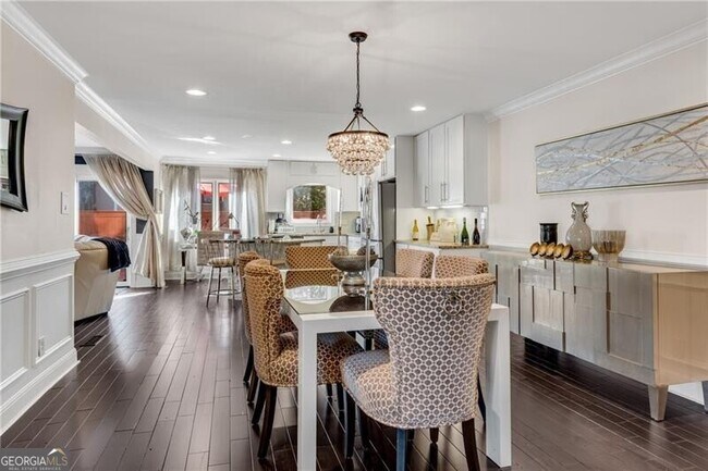 Building Photo - 54 Basswood Cir NE