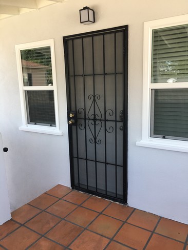 Front Door - 5943 Tujunga Ave