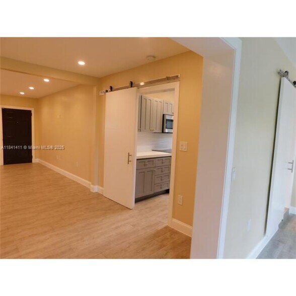 Building Photo - 2375 SW 21st Ter