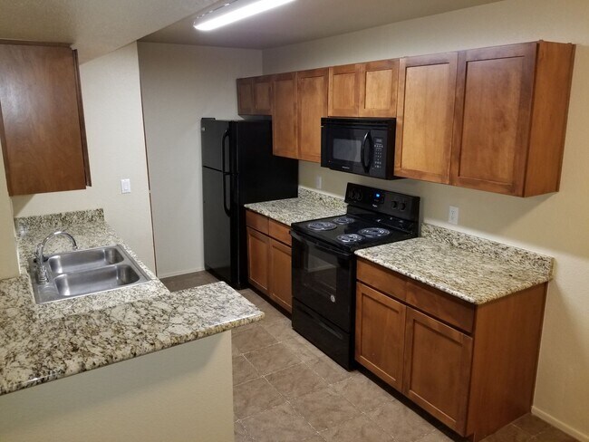 Building Photo - Upgraded West-Flagstaff Condo in the Arbors - 2 Bed, 2 Bath - NO Students & NO Pets! - Avail. NOW!!