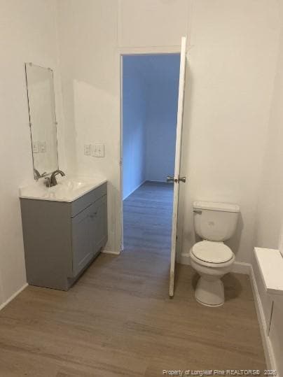 Building Photo - 2279 Sharon St