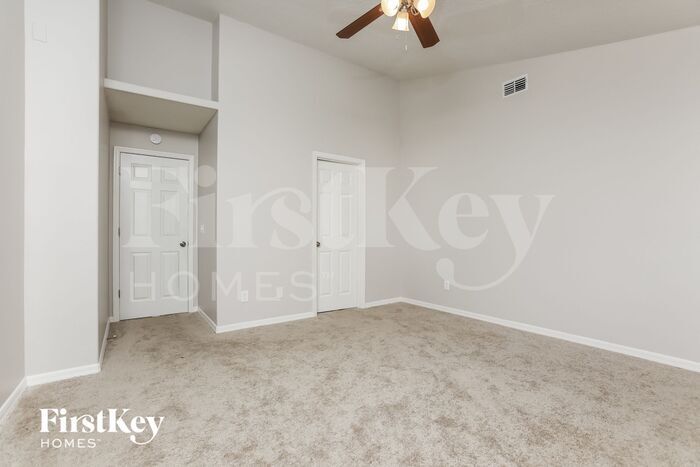 Building Photo - 1597 Crawford Dr