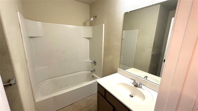 Building Photo - 817 Lark Dr