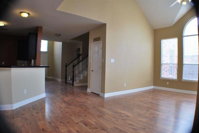 Building Photo - 5816 White Pine Dr