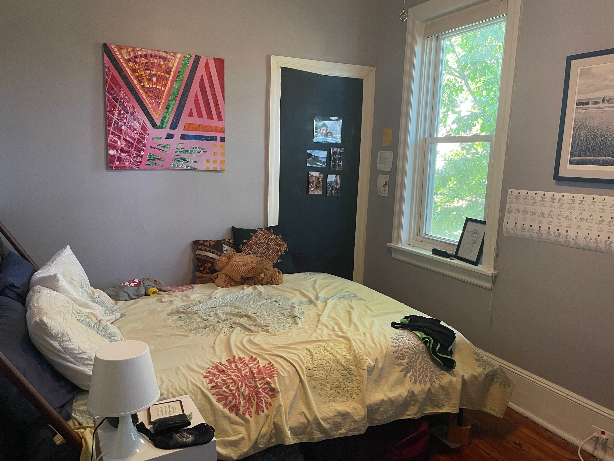medium size bedroom with full closet and two windows - 5008 Beaumont Avenue
