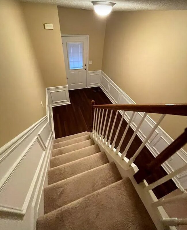 Building Photo - 4190 Royal Regency Cir NW