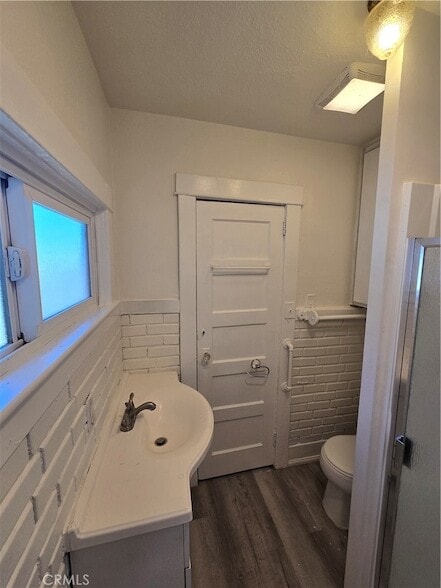 Building Photo - 819 Huntington St