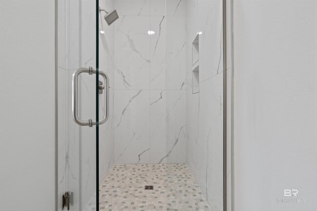 Building Photo - 501 Cotton Creek Dr