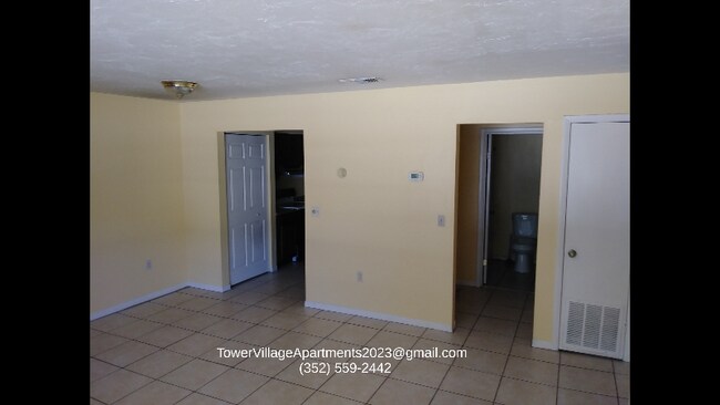 Primary Photo - 7423 SW 42nd Pl