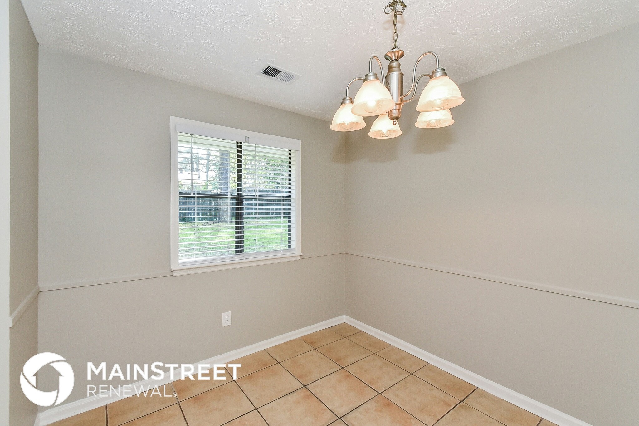 Building Photo - 8799 Parliament Pl