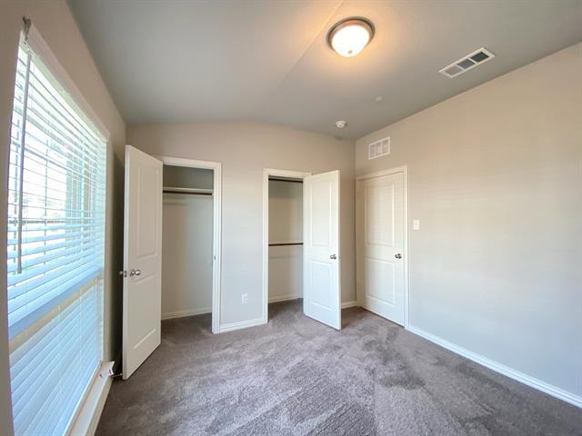 Building Photo - 3404 Solana Cir