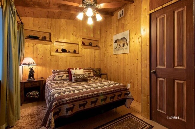 Building Photo - FURNISHED RENTAL FOR LEASE OR SALE